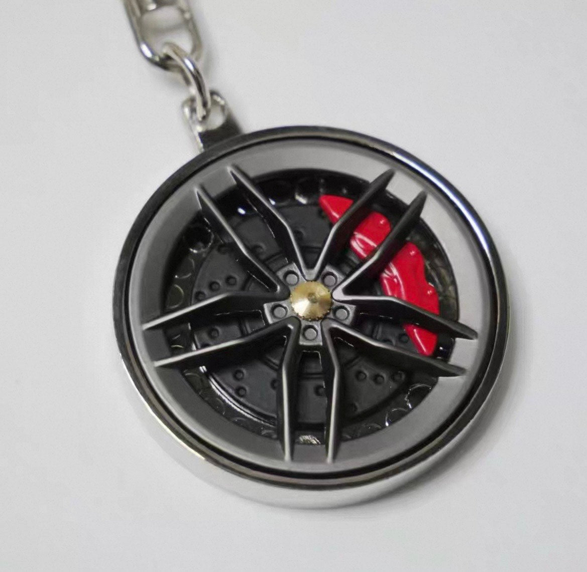 rotatable car wheel keychain- red
